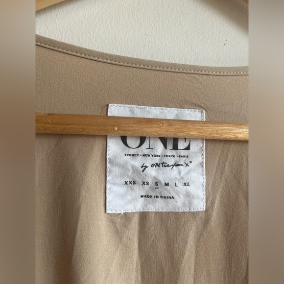 One Teaspoon Tiered Mini dress - Picture 2 of 8